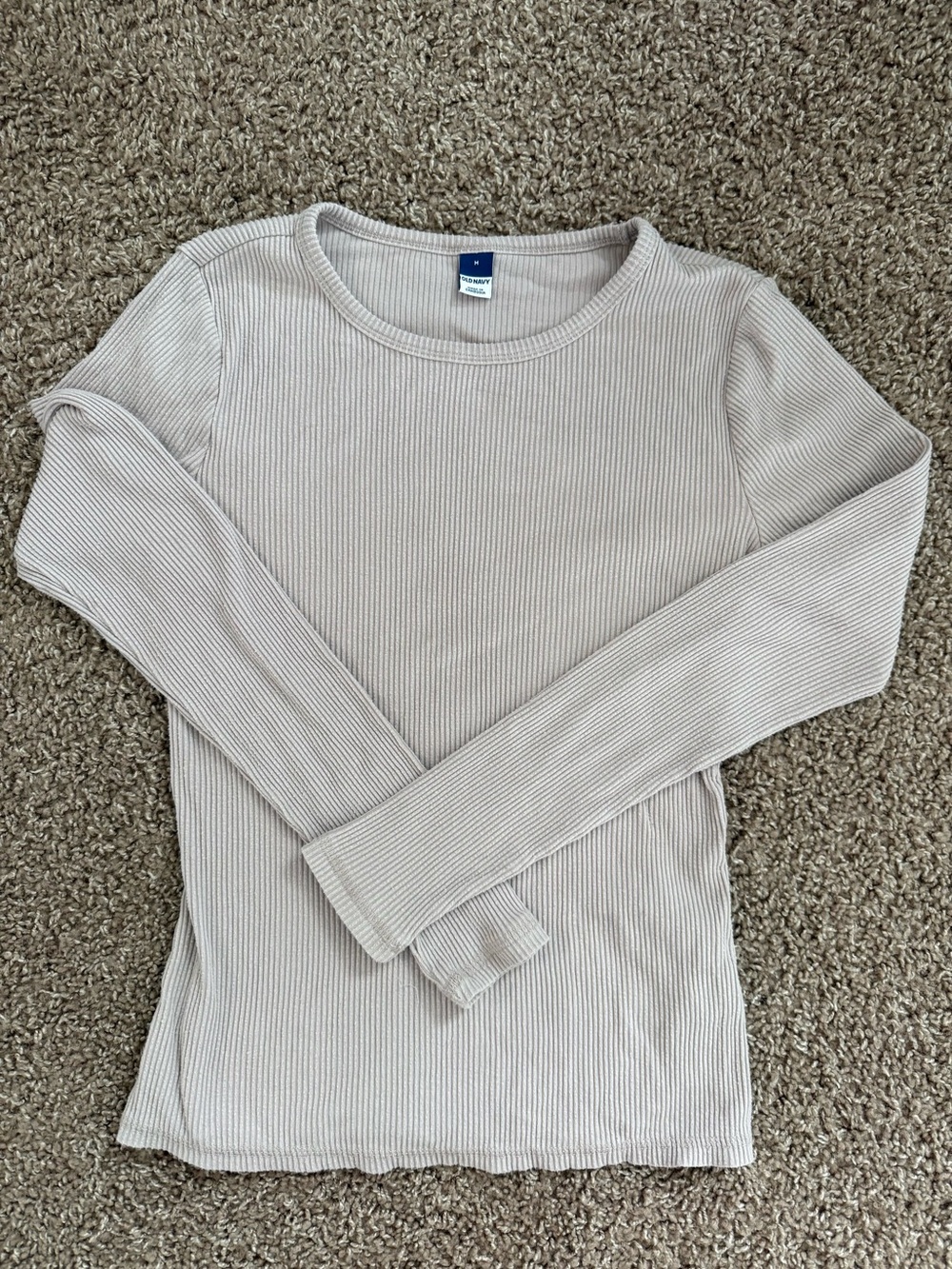Old Navy Women's Ribbed Long Sleeve Top in Light Taupe